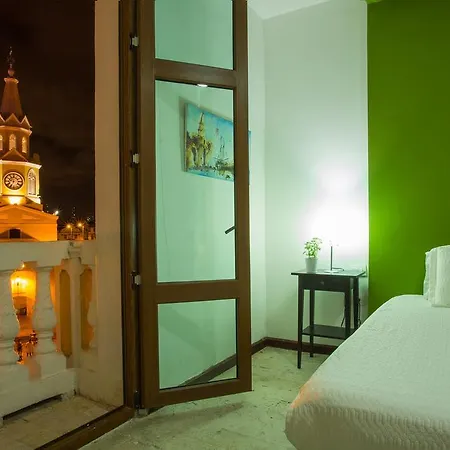 Hotel Torre Del Reloj 3*