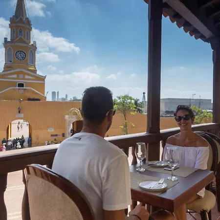 Hotel Torre Del Reloj 3*