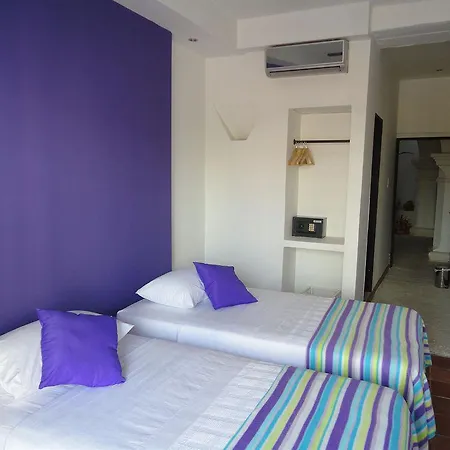 Hotel Torre Del Reloj 3*